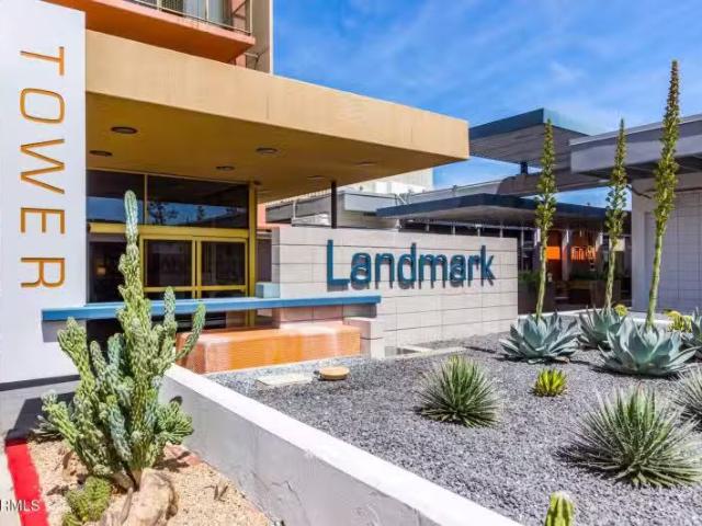 House for sale in Phoenix House for sale in Phoenix
