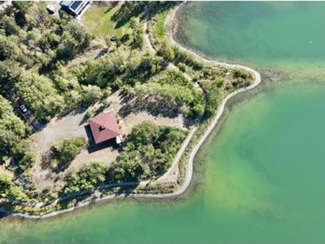 House for sale in 108 Mile Ranch, British Columbia