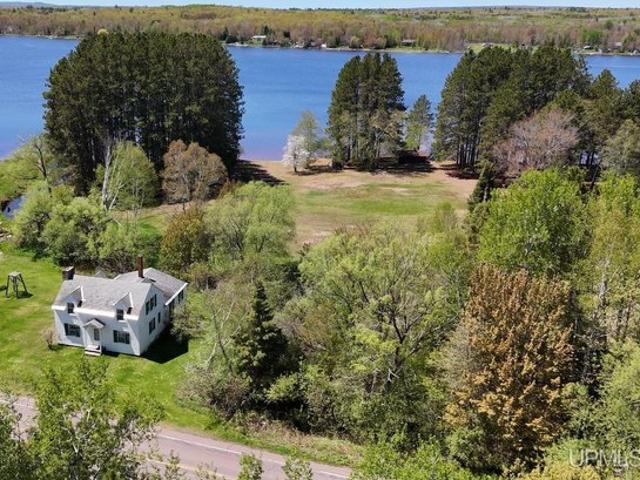 House for sale in Houghton, Michigan