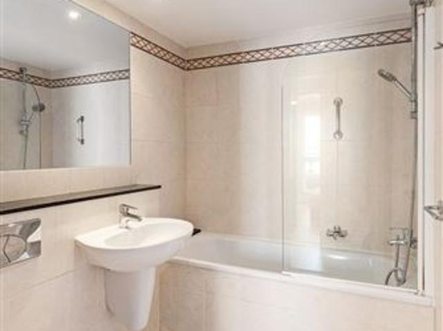 Apartment for sale in Bluebell, North Tipperary