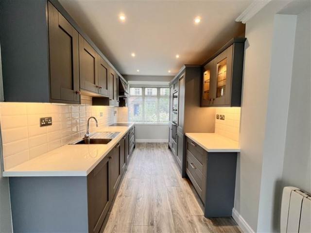 Terraced House for sale in Salthill, Gaillimh