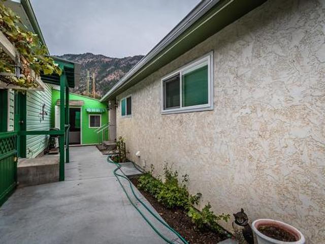 House for sale in Lillooet, British Columbia