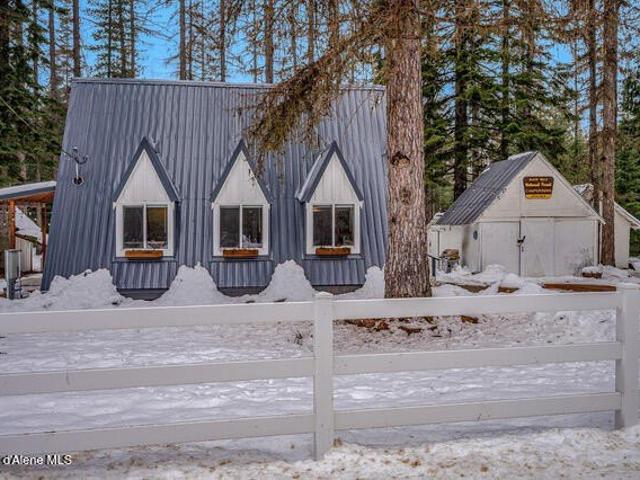 House for sale in Clark Fork, Idaho