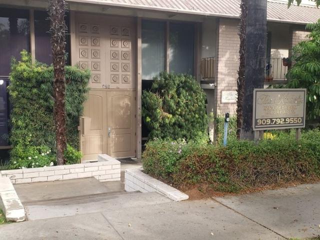 Apartment for rent in Redlands, California