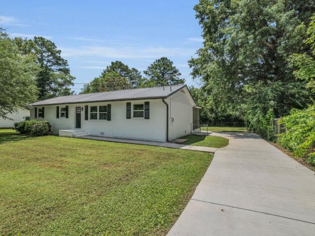 House for sale in Chickamauga, Georgia