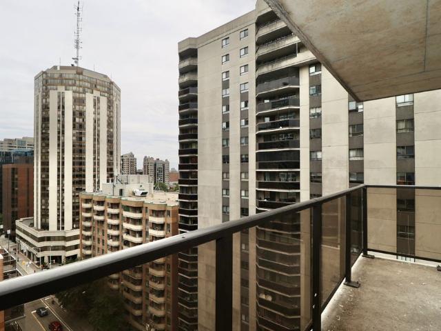 Apartment for rent in Somerset, Ottawa