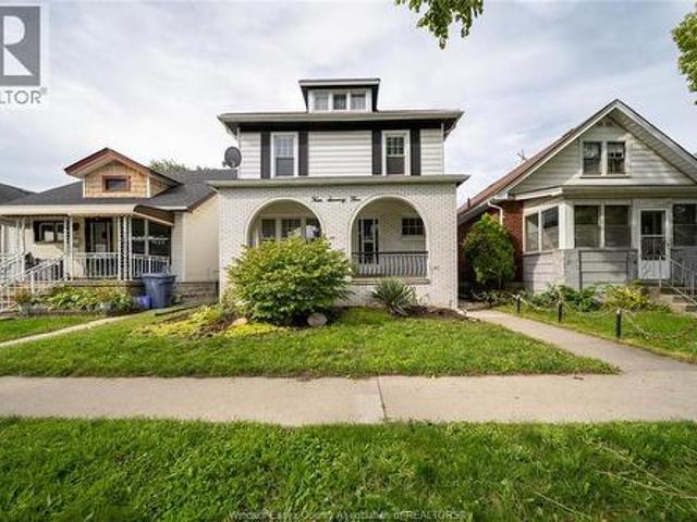House for sale in RiverWest, Windsor