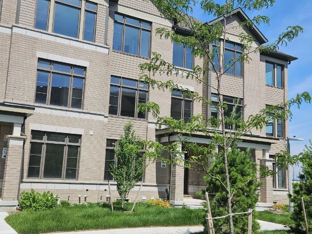 Condo for sale in Ancaster, Ontario