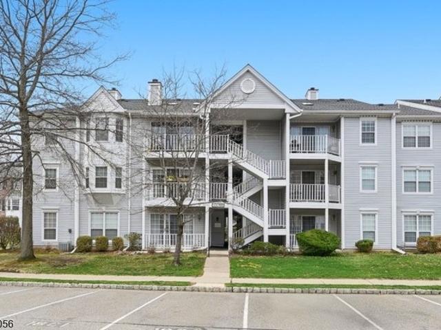 Condo for sale in Mahwah, New Jersey