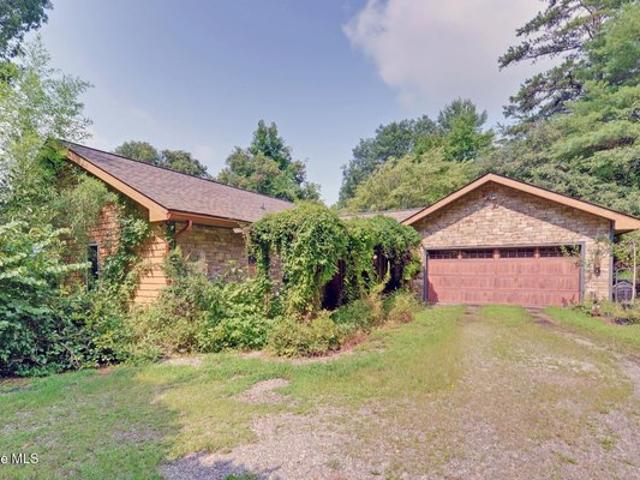 House for sale in Brasstown, North Carolina