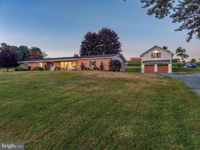 House for sale in Denver, Pennsylvania