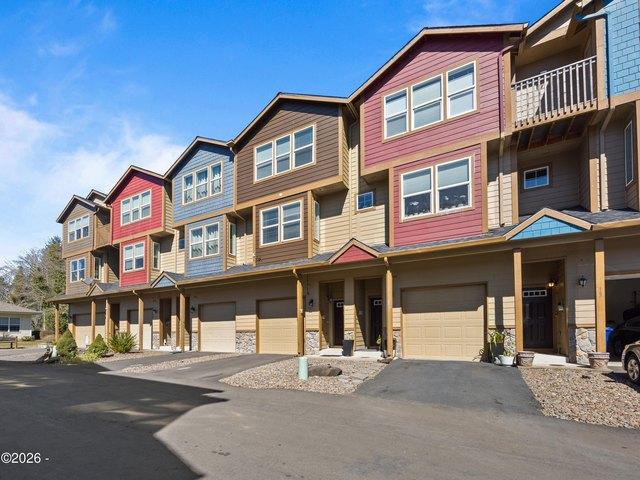 Townhouse for sale in Oregonia