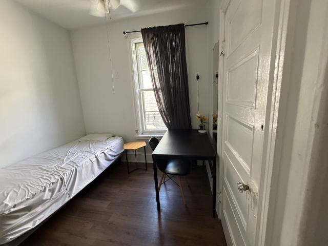 Apartment for rent in Mulhurst Bay, Ontario