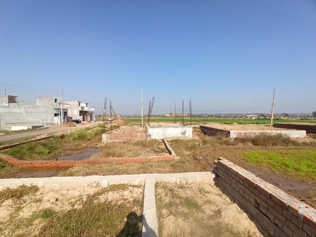 Land for sale in Zirakpur, Punjab