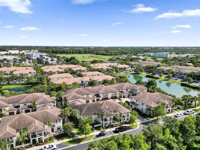 Townhouse for sale in Coconut Creek, Florida
