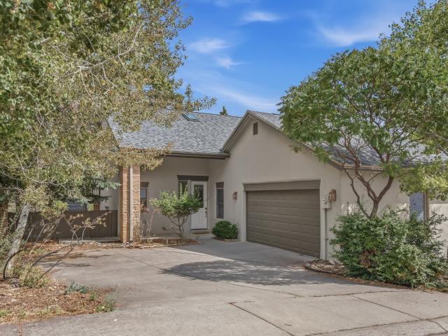 House for sale in Quemazon, Los Alamos