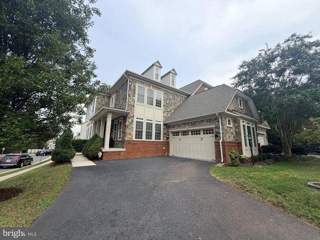Townhouse for sale in Virginia