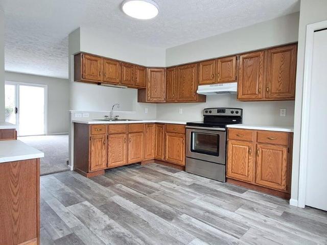 Condo for sale in Kalamazoo