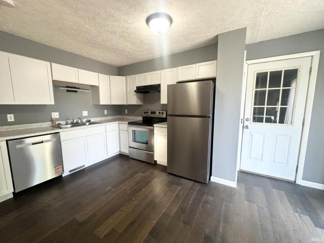 House for sale in Newburgh, Indiana