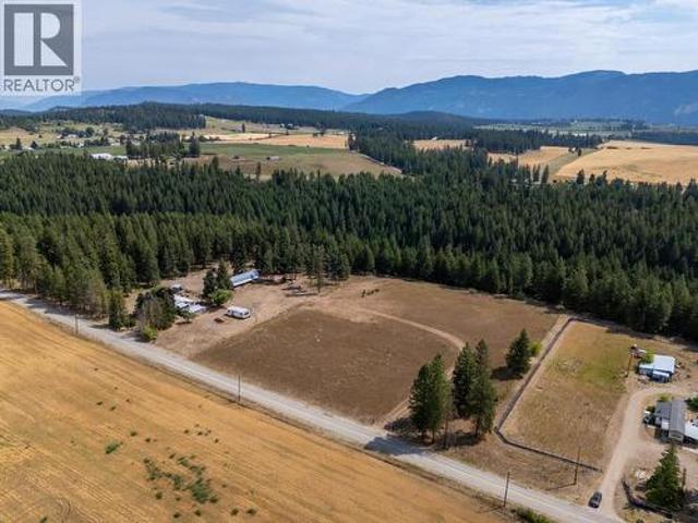Farm for sale in Spallumcheen, British Columbia