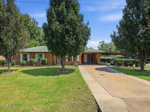 House for sale in Flora, Mississippi