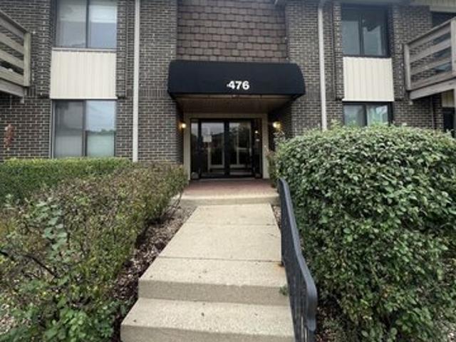 Condo for sale in Glen Ellyn, Illinois
