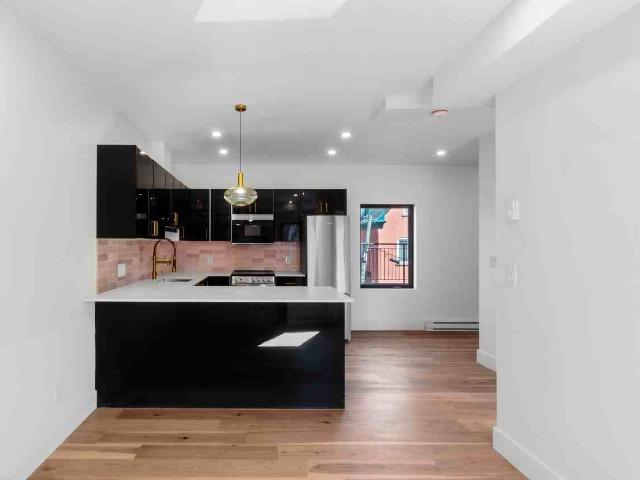 Apartment for rent in Mulhurst Bay, Ontario