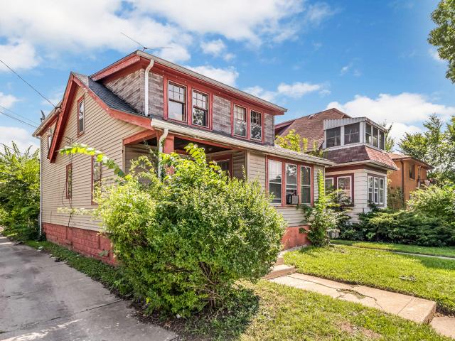 House for sale in Milwaukee, Wisconsin