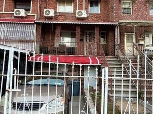 House for sale in Bronx County, New York