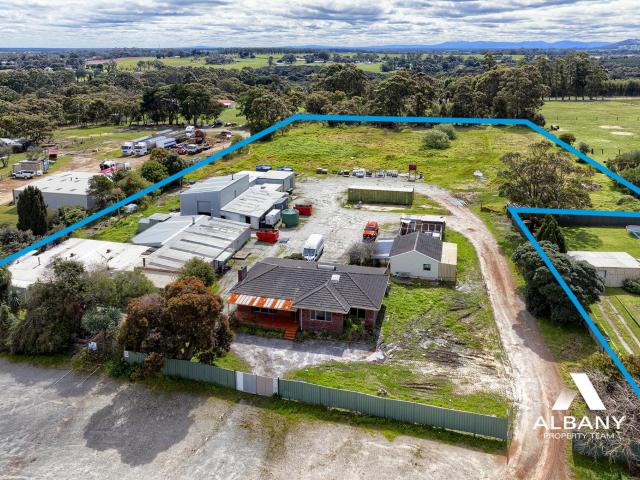 House for sale in Mckail, Western Australia