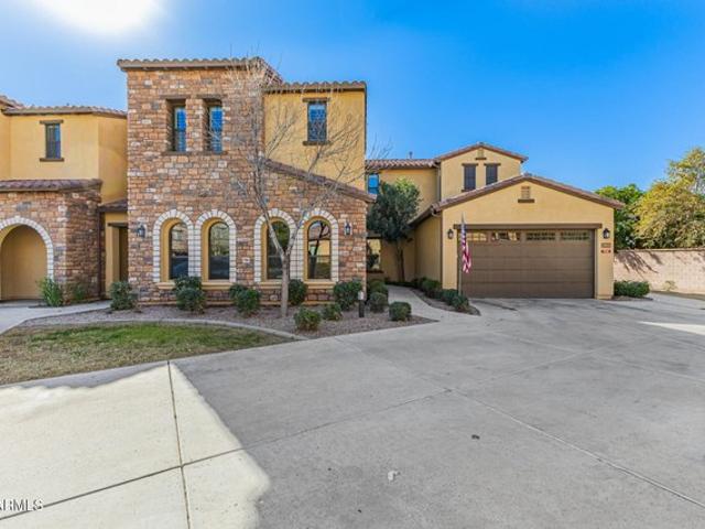 Condo for sale in Chandler, Arizona