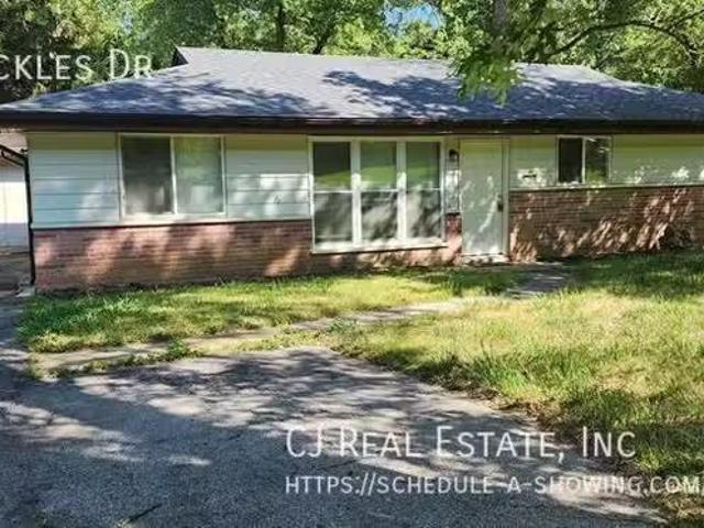 House for rent in Fenton