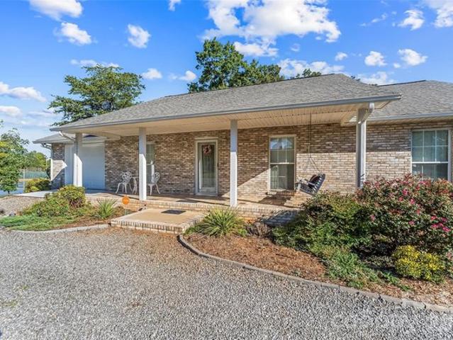 House for sale in Hickory, Catawba County