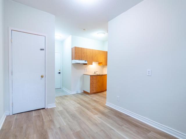 Apartment for rent in Mulhurst Bay, Ontario