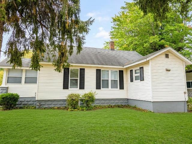 House for sale in Allegan, Allegan County