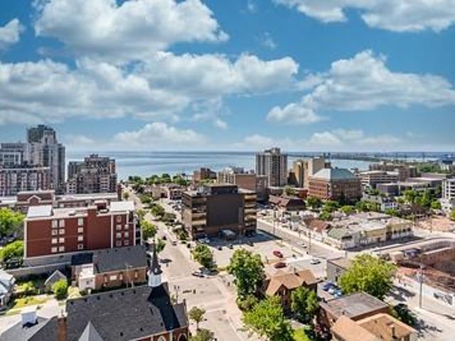 Apartment for rent in Burlington, Ontario