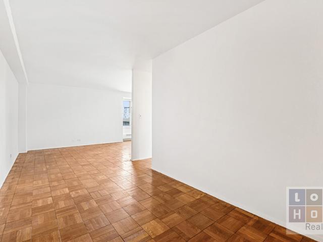 Property for rent in Arverne, New York