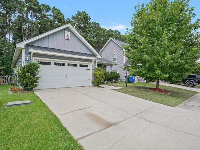House for sale in Moncks Corner, South Carolina