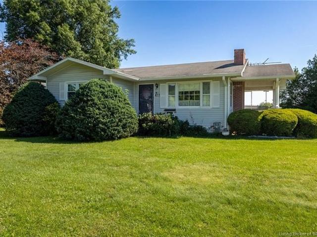 House for sale in Austin, Indiana