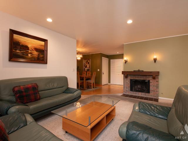 Condo for sale in Williamsburg, Rolling Meadows
