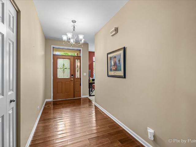 Townhouse for sale in Mchenry, Illinois