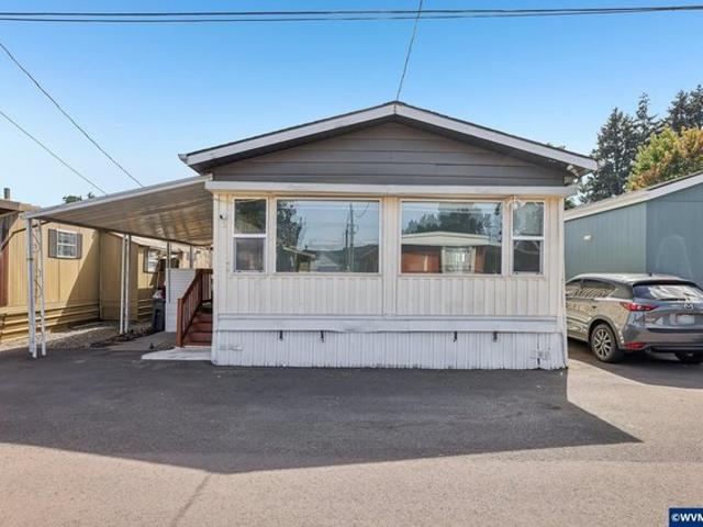 House for sale in Oregonia
