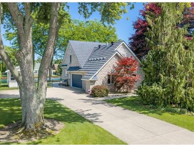 House for sale in St. Clair, Ontario