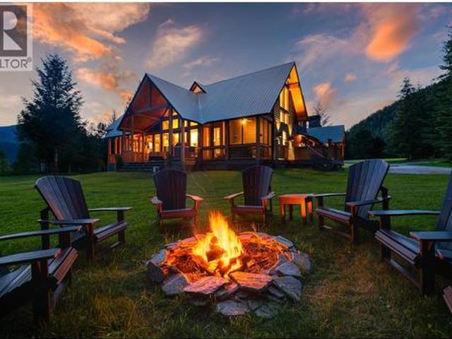 House for sale in Trout Lake, British Columbia