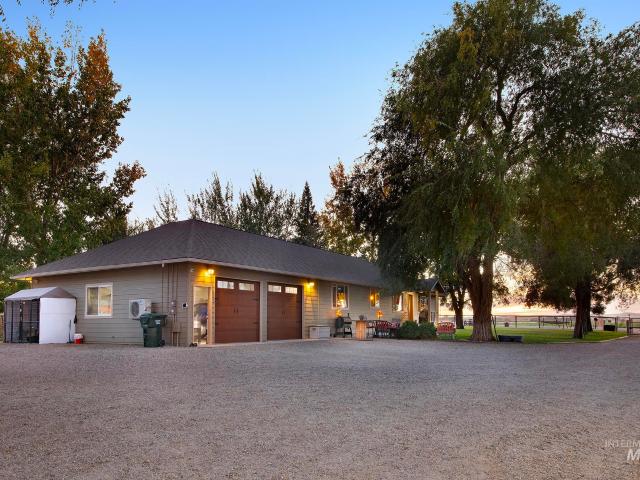 Farm for sale in Ontario, Malheur County