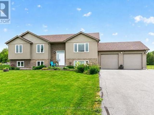 House for sale in South Frontenac, Ontario