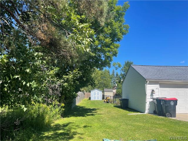 House for sale in Bowmansville, New York
