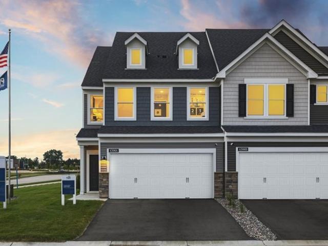 Townhouse for sale in Woodbury, Washington County