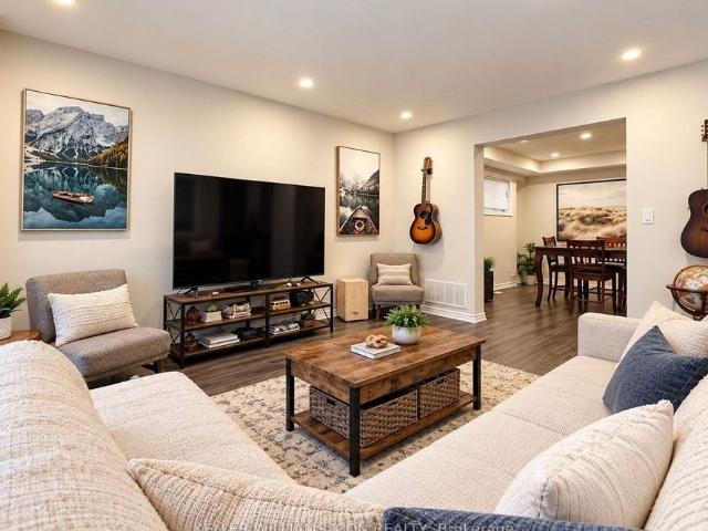 House for rent in Barrhaven West, Ottawa