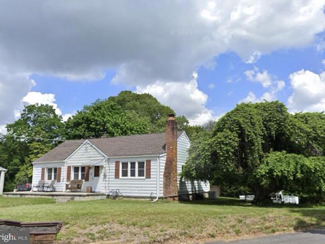 House for sale in Mantua, New Jersey